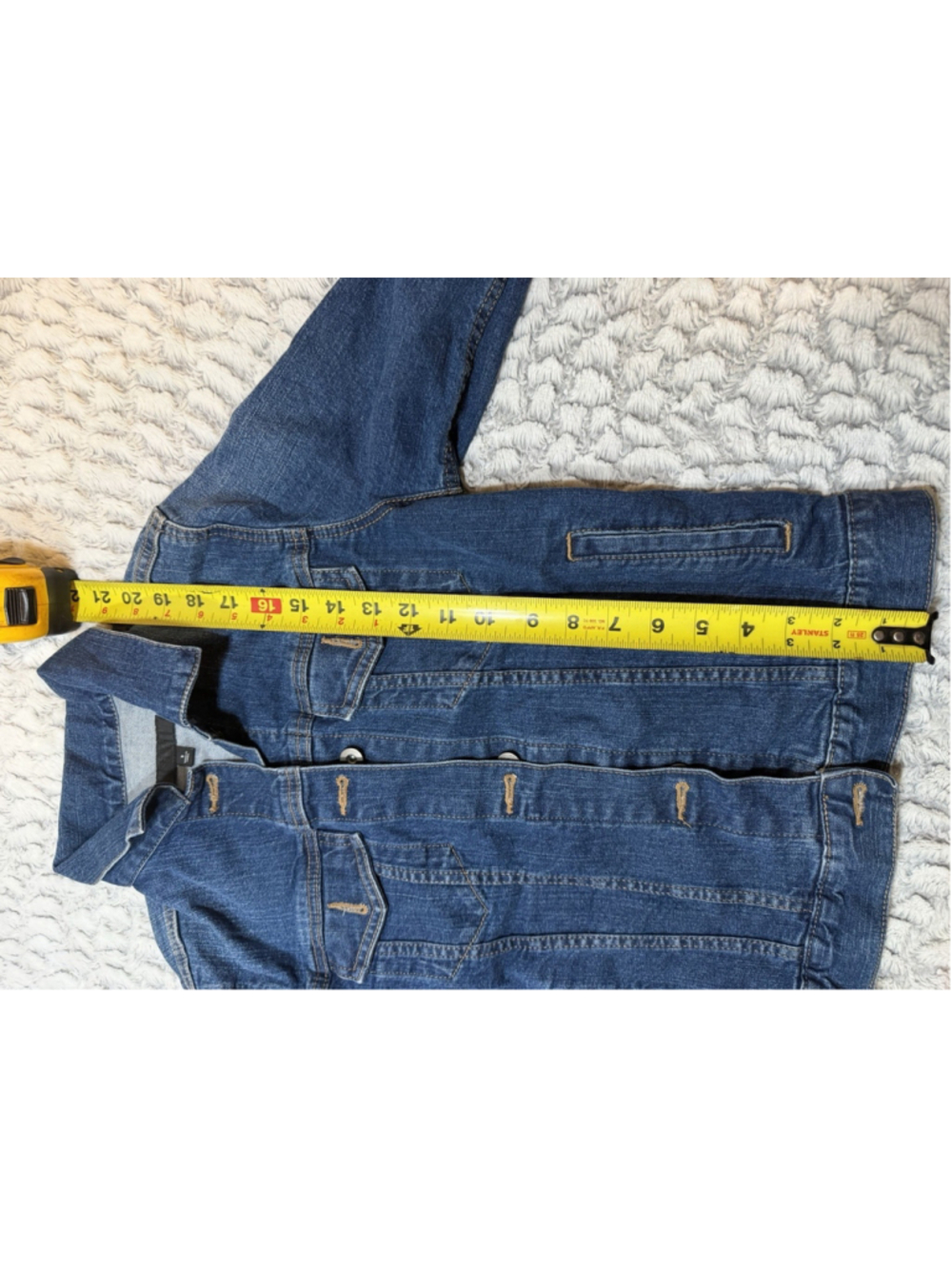 Uniqlo Women’s Blue Denim Jacket Size S Button Front Pockets - Picture 3 of 8